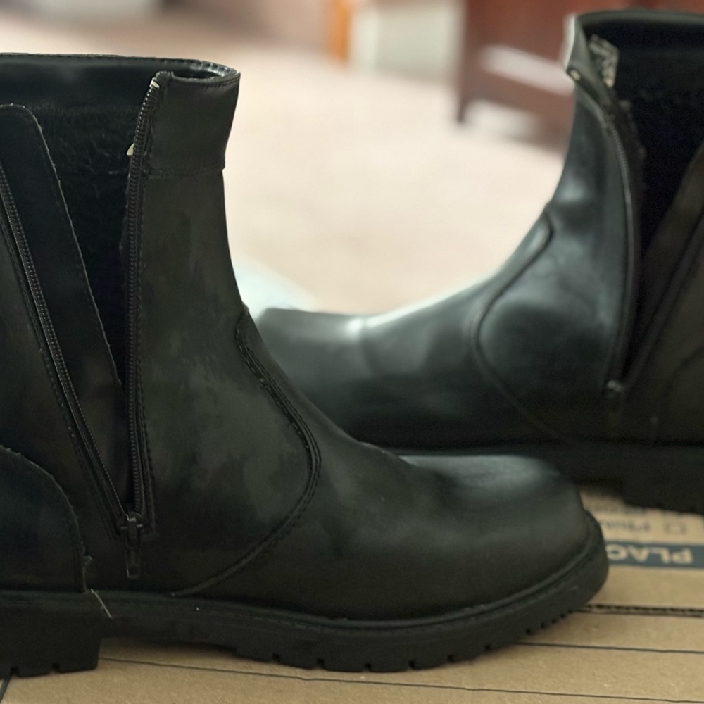 Men's Black Boots Waterproof Size 13